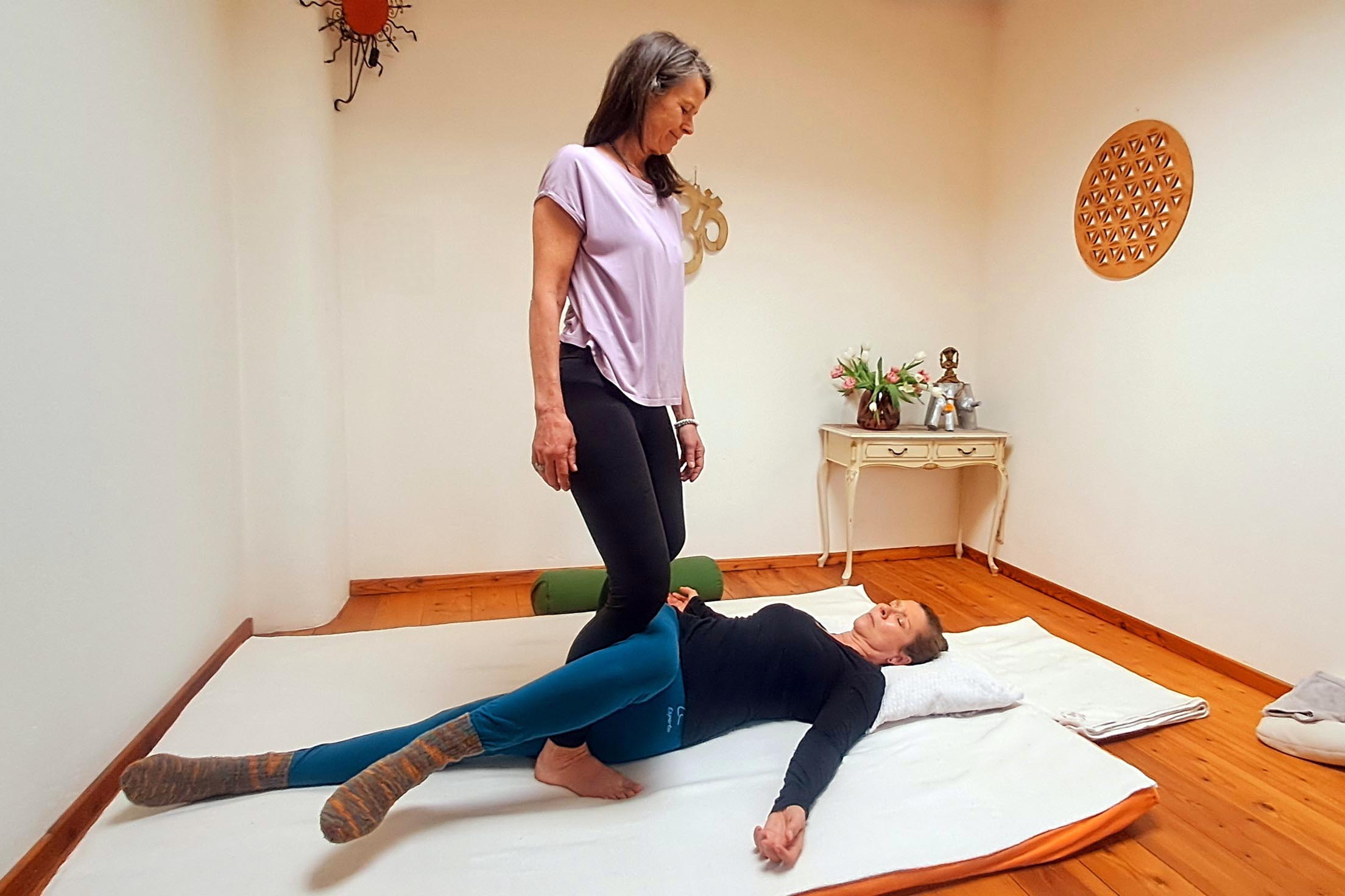 Traditionelle Thai-Yoga-Massage